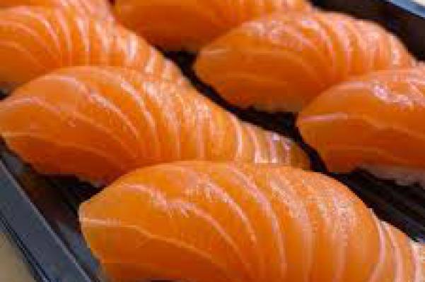 5174983NIGIRI-SALMON.jpg